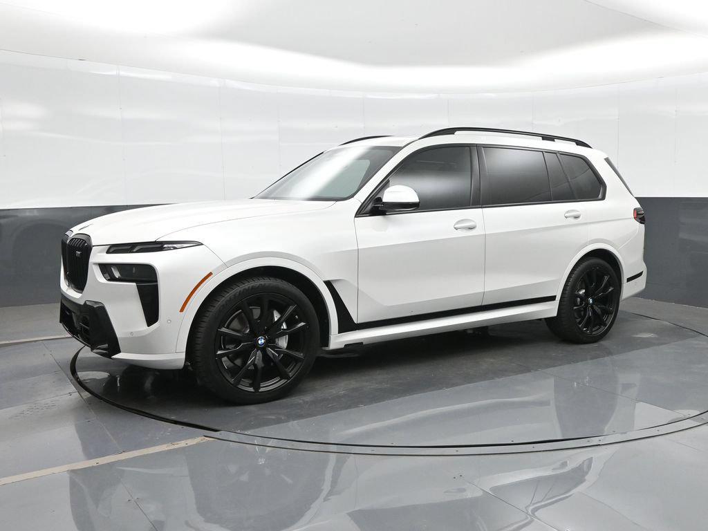 2023 BMW X7