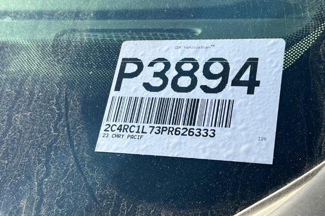 2023 Chrysler Pacifica Hybrid Touring L