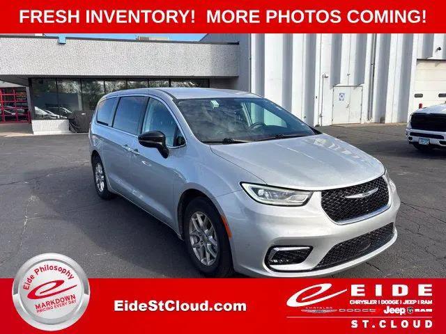 2024 Chrysler Pacifica Touring L for sale in Waite Park, MN