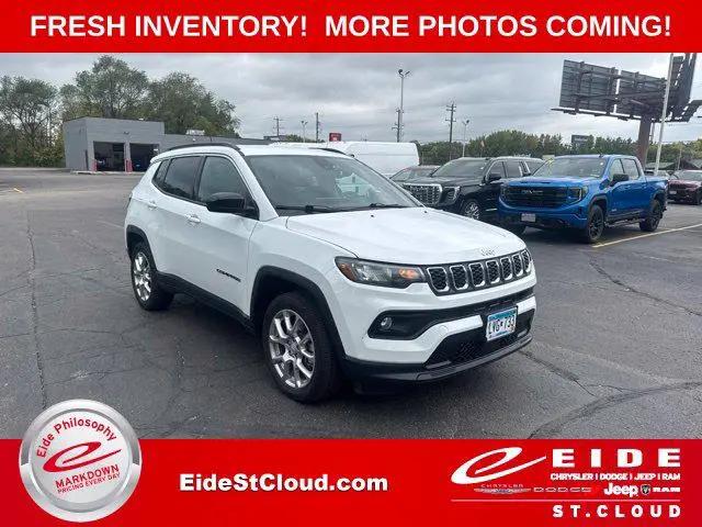 2024 Jeep Compass Latitude Lux FWD for sale in Waite Park, MN
