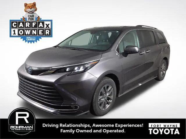 2024 Toyota Sienna XLE for sale in Fort Wayne, IN