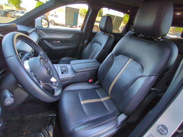 2024 Mazda X-90 Premium Plus