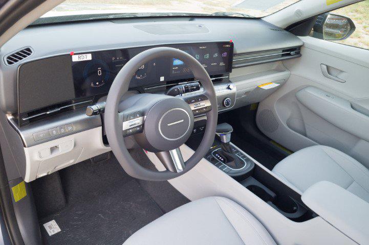 New 2027 Denim Blue Pearl HYUNDAI SE FWD image 12