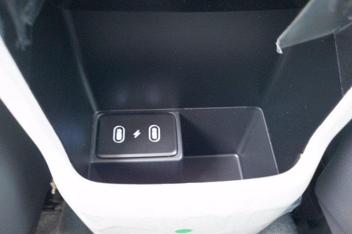 New 2027 Denim Blue Pearl HYUNDAI SE FWD image 16