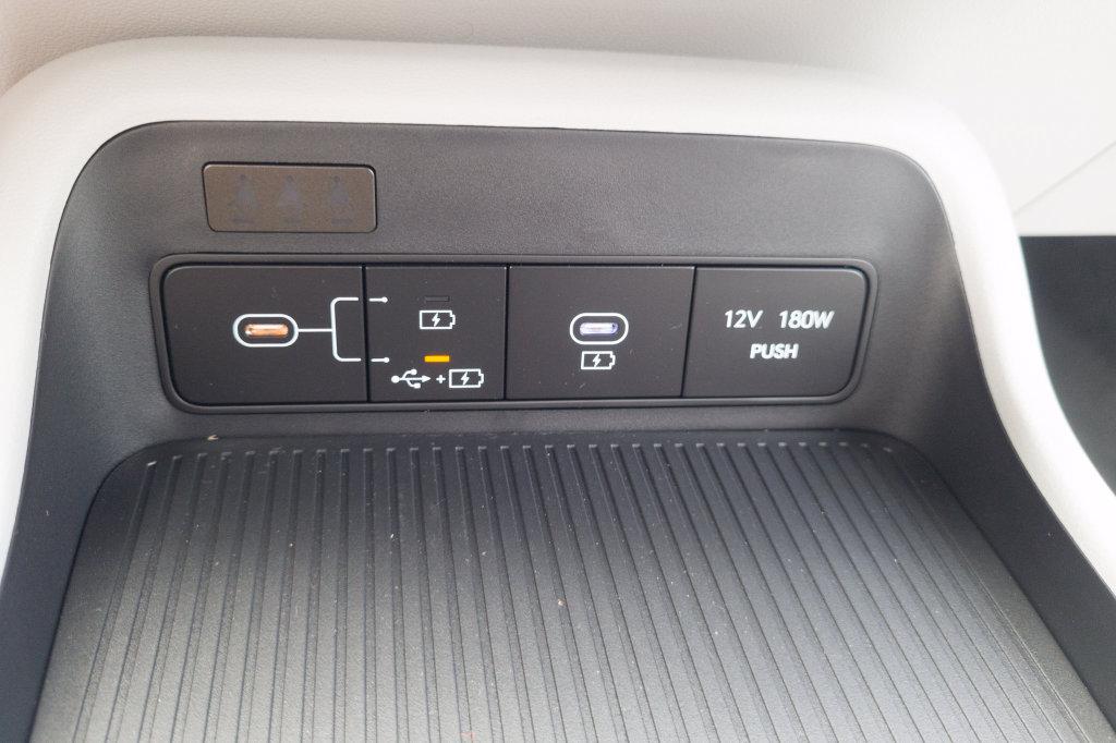 New 2027 Denim Blue Pearl HYUNDAI SE FWD image 21