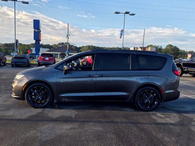 2021 Chrysler Pacifica Touring