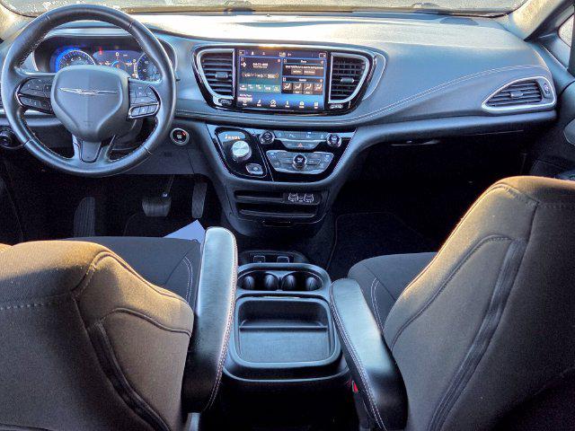 2021 Chrysler Pacifica Touring