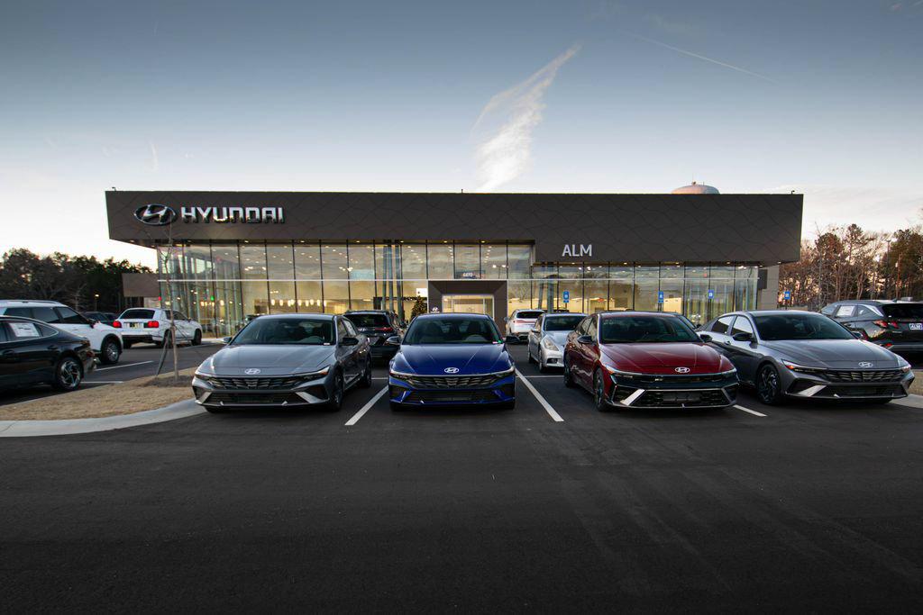 New 2027 White HYUNDAI Calligraphy image 37