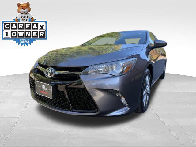 2017 Toyota Camry SE for sale in Beaverton, OR