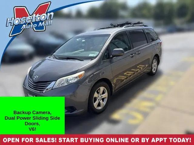 2015 Toyota Sienna LE for sale in East Rochester, NY