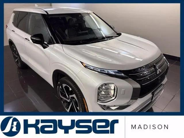2024 Mitsubishi Outlander SE 2.5 S-AWC for sale in Madison, WI