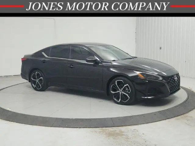 2023 Nissan Altima SR FWD for sale in Savannah, TN