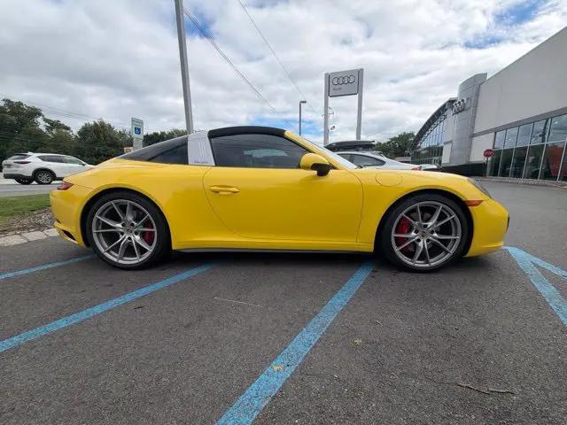 2017 Porsche 911 Targa 4S