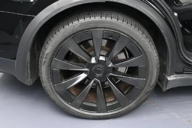 2023 Tesla Model X Plaid Tri Motor All-Wheel Drive