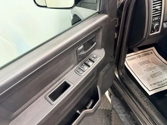 2018 Ram 3500 Tradesman Crew Cab 4x4 64 Box