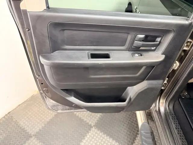 2018 Ram 3500 Tradesman Crew Cab 4x4 64 Box