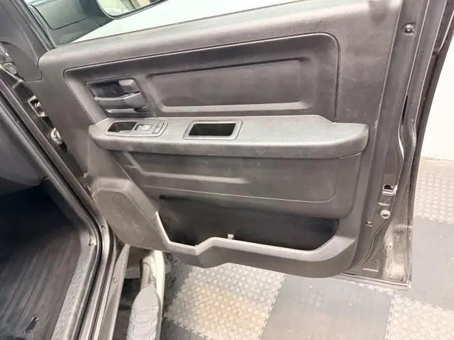 2018 Ram 3500 Tradesman Crew Cab 4x4 64 Box