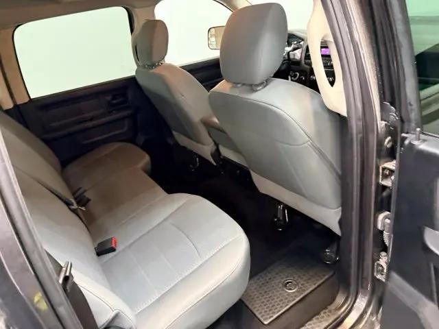 2018 Ram 3500 Tradesman Crew Cab 4x4 64 Box