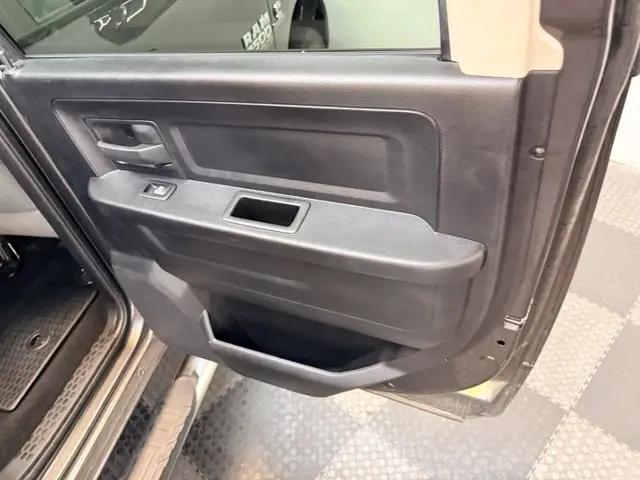 2018 Ram 3500 Tradesman Crew Cab 4x4 64 Box