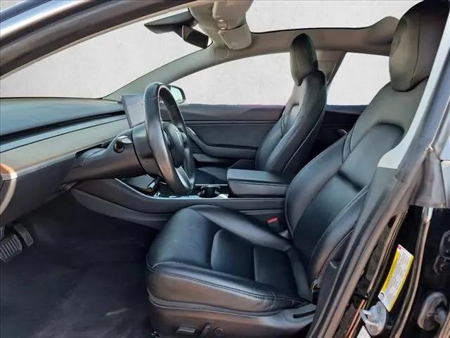 2019 Tesla Model 3 Mid Range
