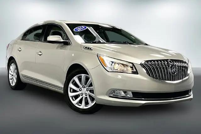 2014 Buick LaCrosse Base for sale in Auburn, IN