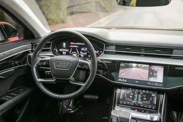 2023 Audi A8 L 55 TFSI quattro Tiptronic