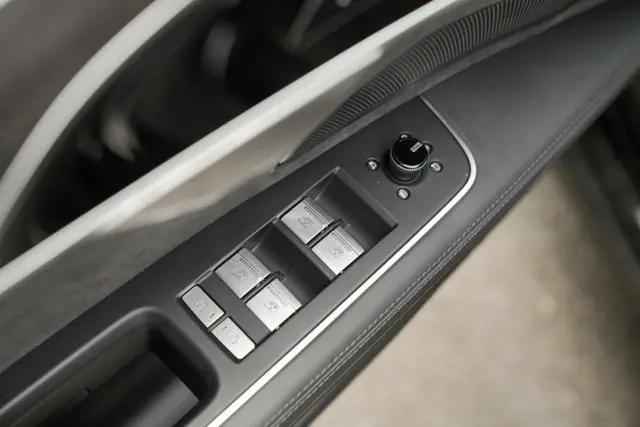 2023 Audi A8 L 55 TFSI quattro Tiptronic