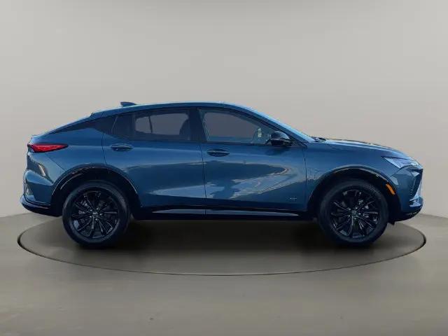 2026 Buick NV Sport Touring FWD