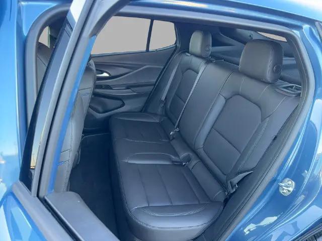 2026 Buick NV Sport Touring FWD