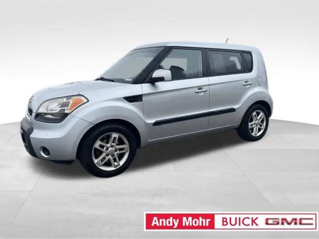 2011 Kia Soul +