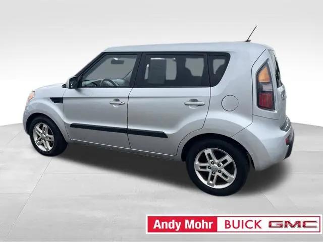 2011 Kia Soul +