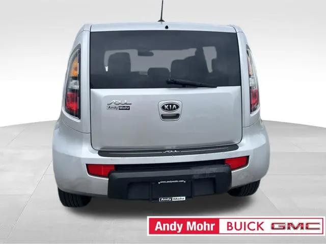 2011 Kia Soul +