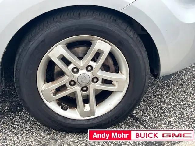 2011 Kia Soul +