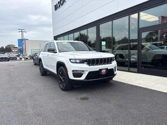 2024 Jeep Grand Cherokee Limited 4x4 for sale in Seekonk, MA
