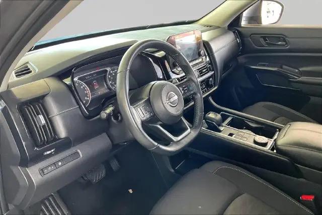 2024 Nissan Pathfinder SV 4WD