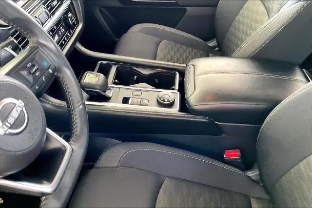 2024 Nissan Pathfinder SV 4WD