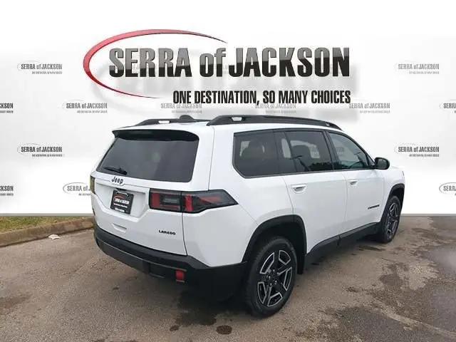 2026 Jeep Cherokee Laredo 4x4