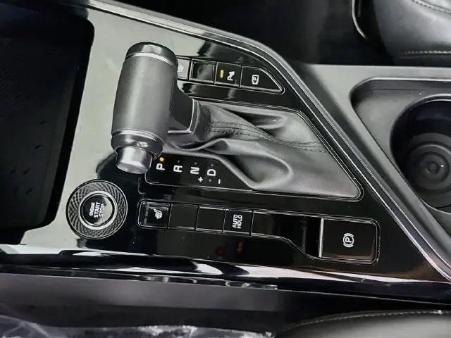 2024 Kia Niro EX