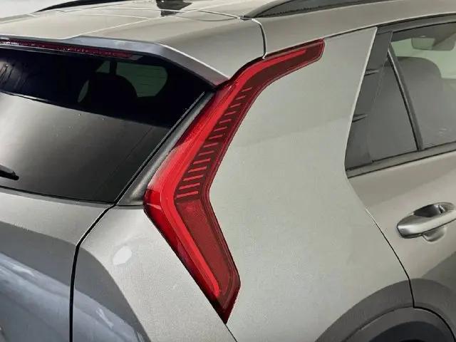 2024 Kia Niro EX