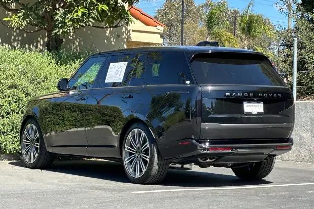 2026 Land Rover Range Rover P530 SE 7 Seat