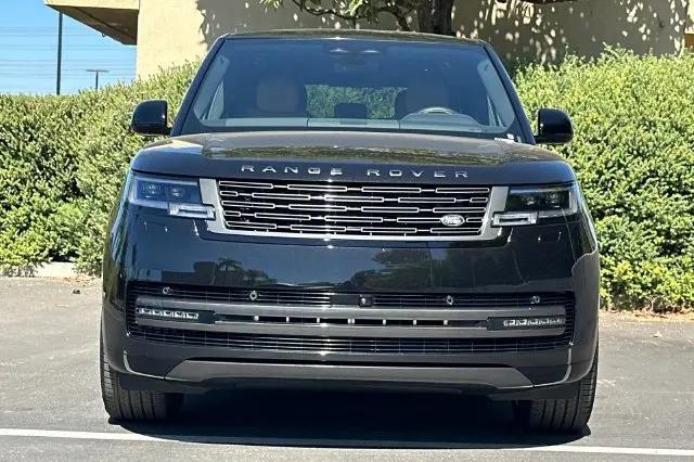 2026 Land Rover Range Rover P530 SE 7 Seat