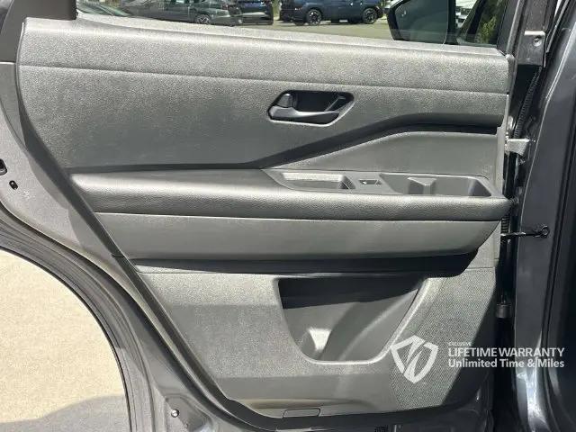 2024 Nissan Pathfinder Rock Creek 4WD