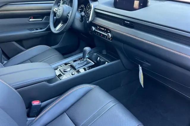2026 Mazda CX-50 2.5 S Premium