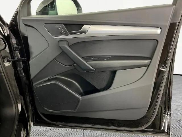 2025 Audi Q5 Premium 45 TFSI S line quattro