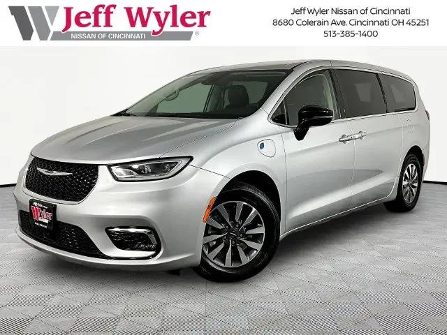 2024 Chrysler Pacifica Hybrid Select for sale near Cincinnati, OH