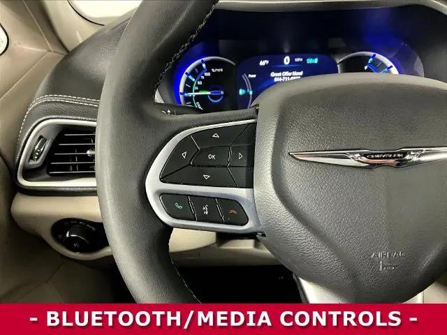 2024 Chrysler Pacifica Hybrid Select