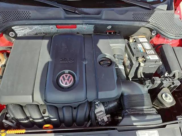2012 Volkswagen Beetle 2.5L