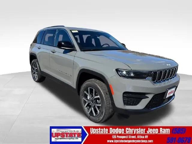 2027 Jeep Grand Cherokee Laredo for sale in Attica, NY