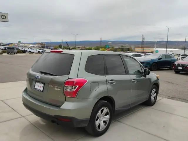 2015 Subaru Forester 2.5i