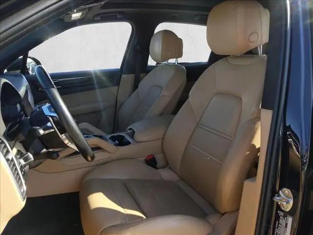 2021 Porsche Cayenne Cayenne
